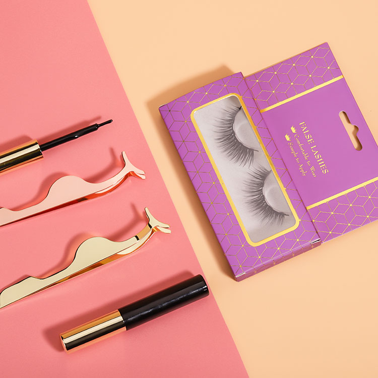 Sådan vælger du en lavfølsomhedsfjerner til vippeforlængelser: En guide til ingredienser